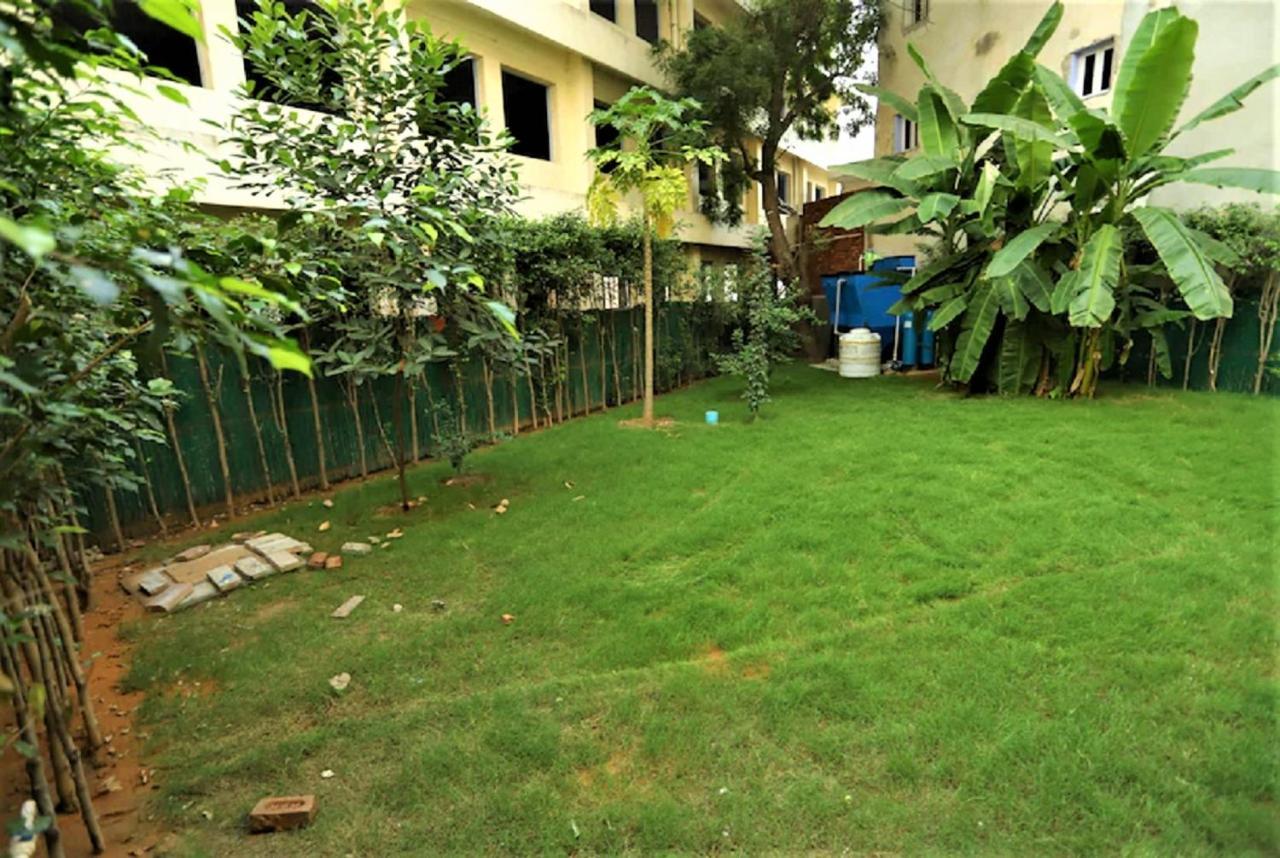 Hotel Arch International Nueva Delhi Exterior foto