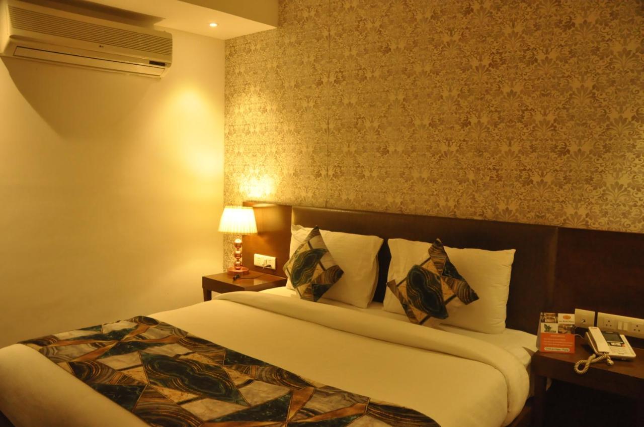Hotel Arch International Nueva Delhi Exterior foto